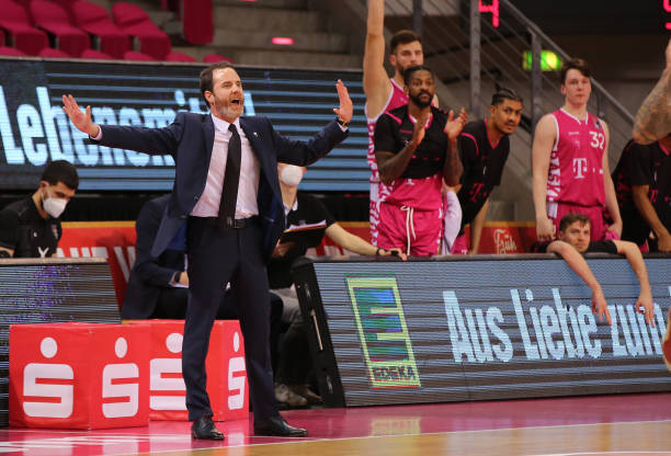 的急剧下滑 的急剧下滑