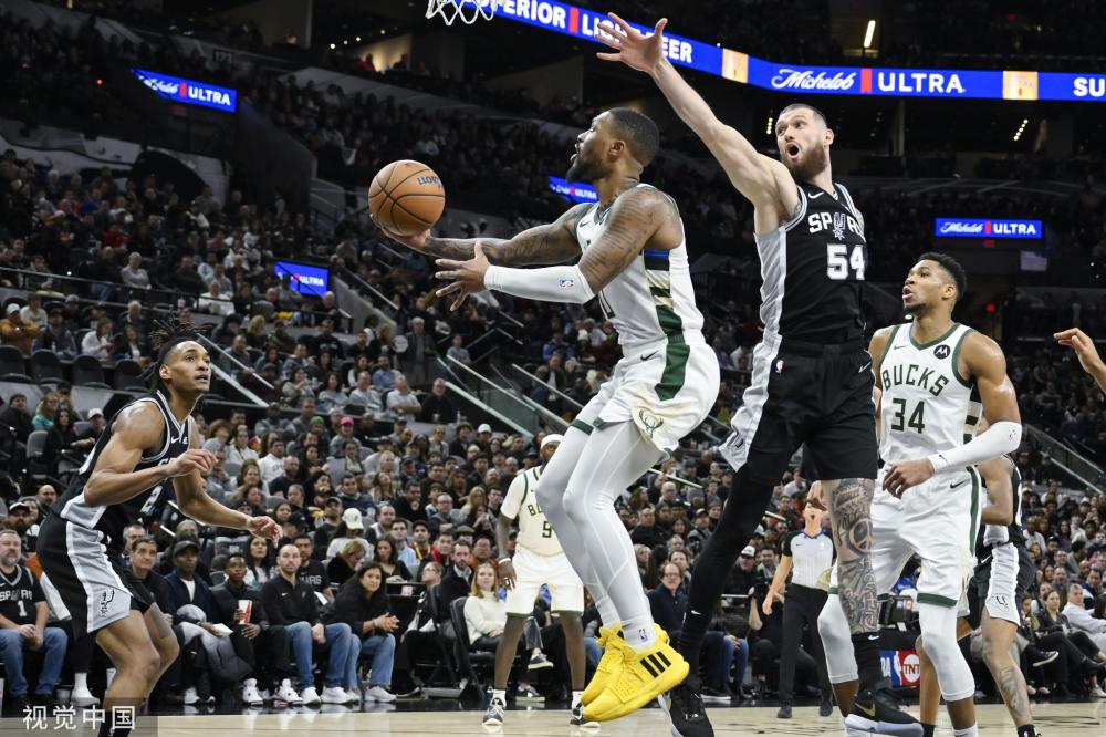 与加拿大这 与加拿大这